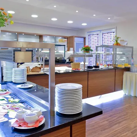 Klostergarten Hotel 3*