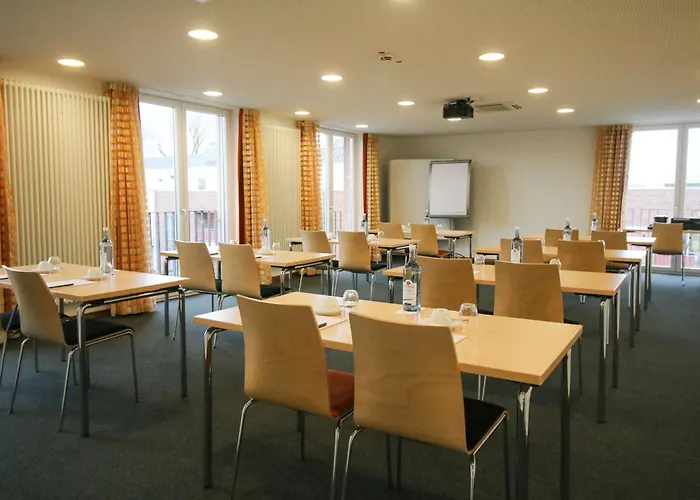 克劳斯特花园酒店 酒店