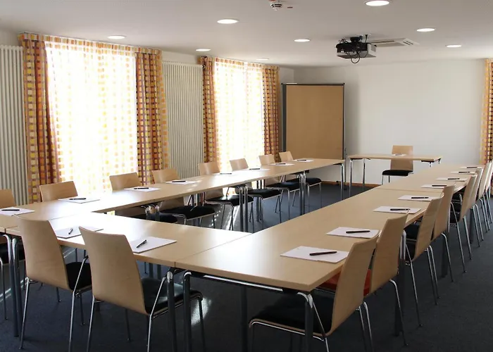 호텔 Klostergarten 3*