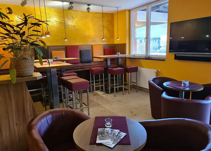 克劳斯特花园酒店 3*