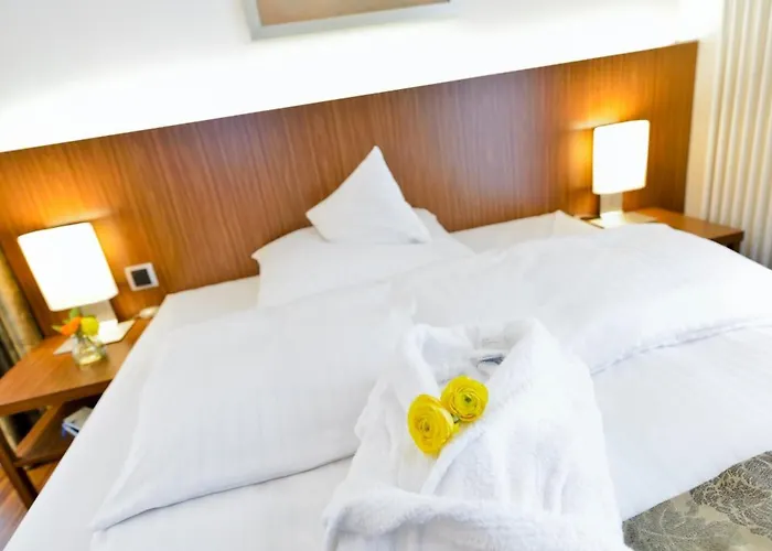 호텔 Klostergarten 3*