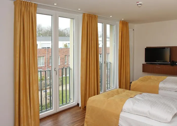 克劳斯特花园酒店 凯沃拉尔